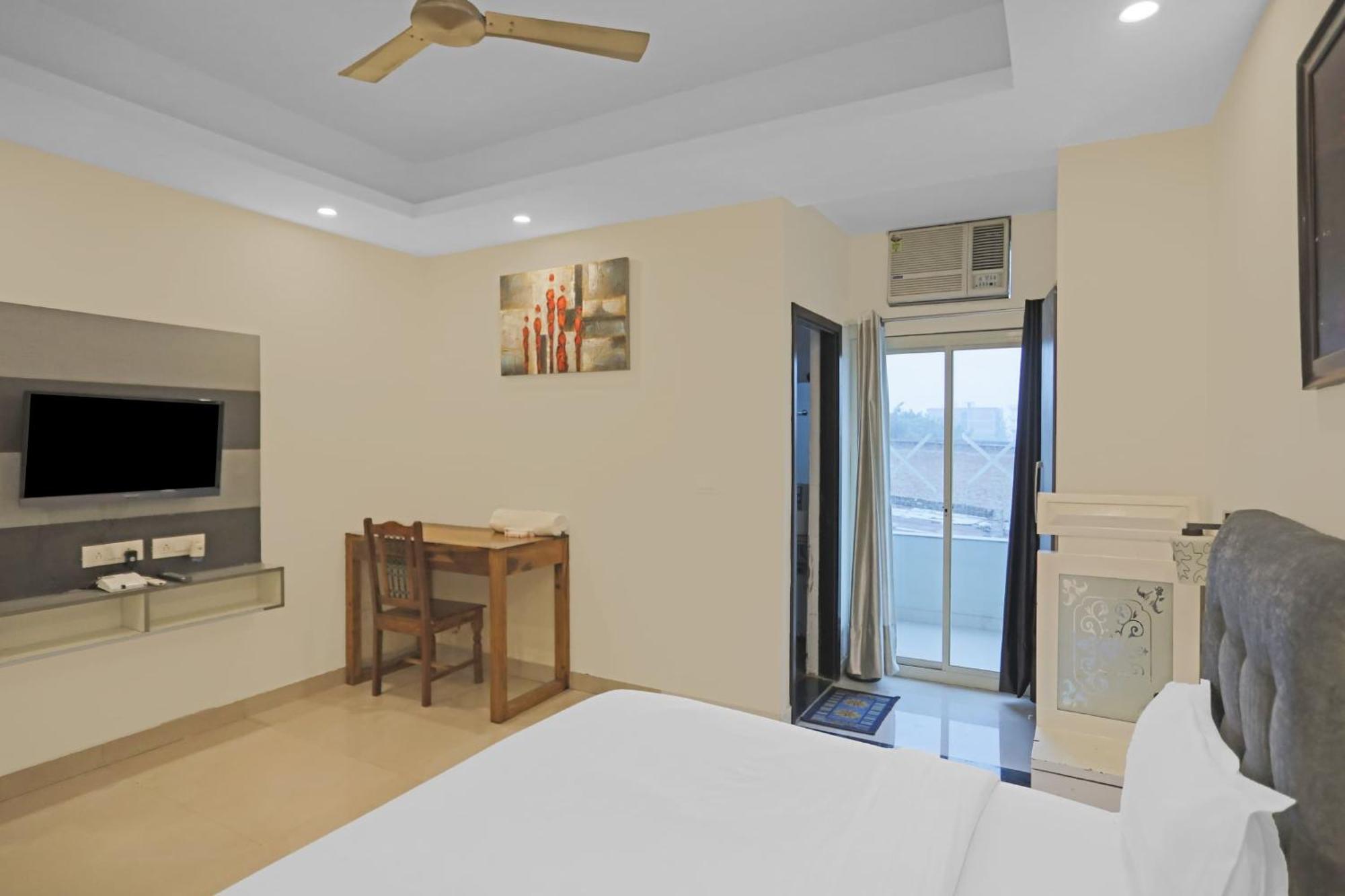Super Hotel O Heart Beat Hotel Greater Noida Exteriör bild
