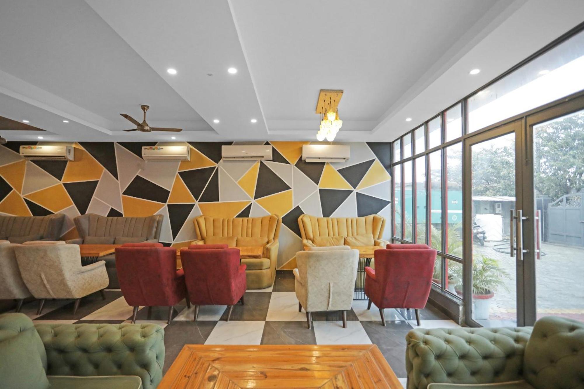 Super Hotel O Heart Beat Hotel Greater Noida Exteriör bild